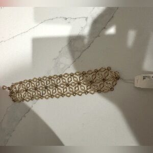 Gold bracelet